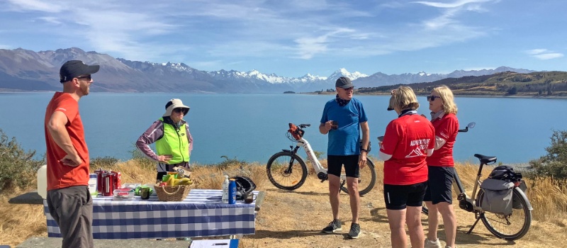 Stopped by Lake Pukaki for a break |  <i>Errol W</i>